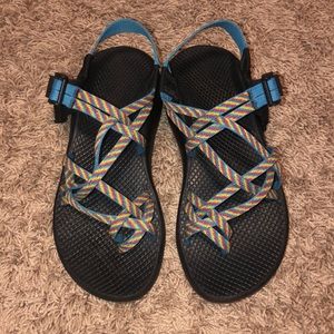 rainbow chacos